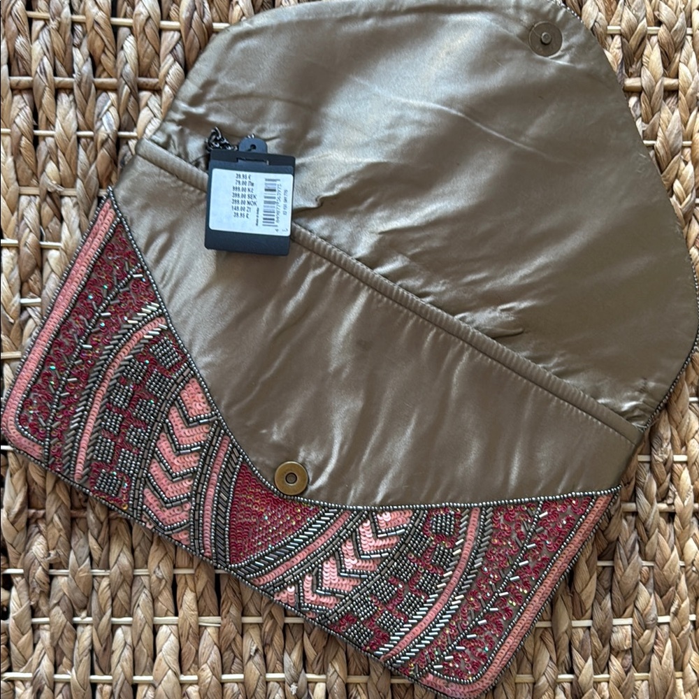 Pink and Brown Clutch with Intricate Design - Picture 2 of 5